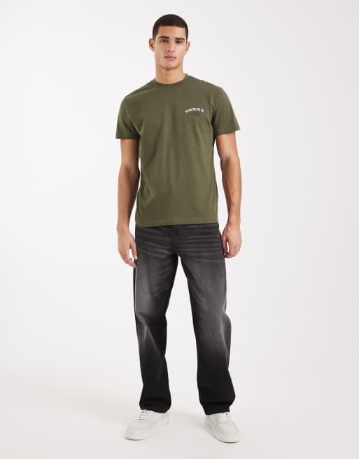 Tommy Jeans - Dollar - Mørkegrøn T-shirt med stablet logo, 2 af 5