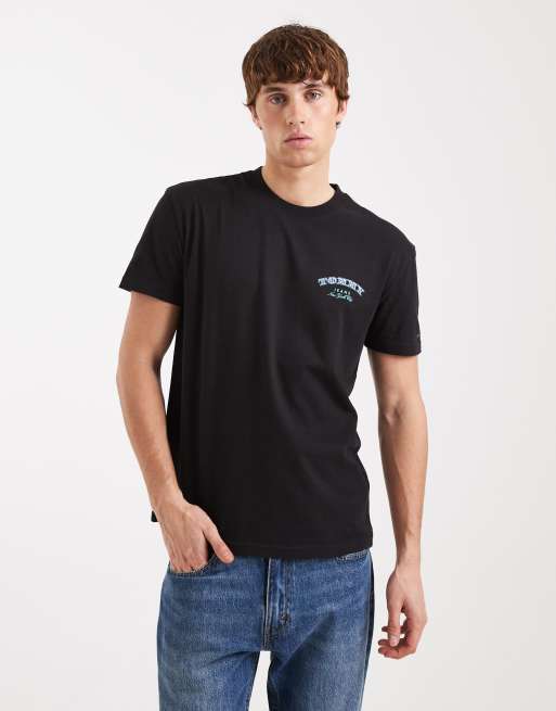 Tommy Jeans dollar stack logo t-shirt in black, 3 of 5