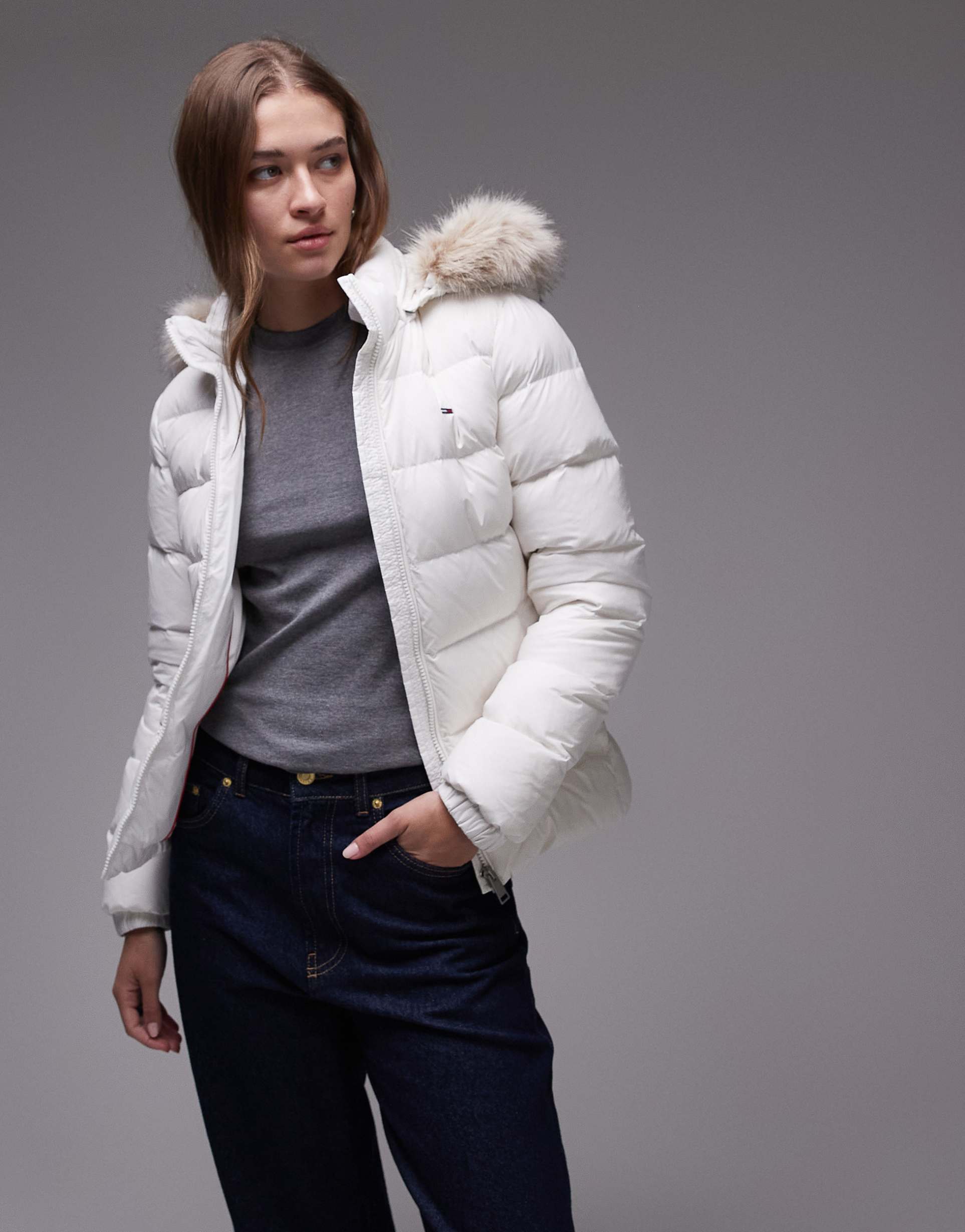 tommy jeans down puffer jacket with faux fur hood in white