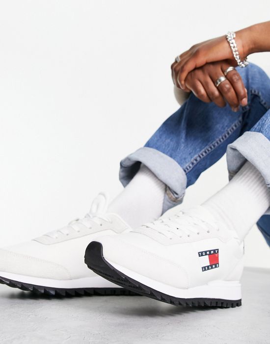 https://images.asos-media.com/products/tommy-jeans-elevated-retro-sneakers-in-white/202405950-2?$n_550w$&wid=550&fit=constrain
