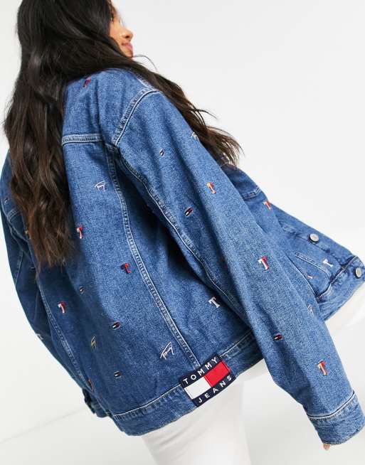 Tommy jeans deals denim jacket logo