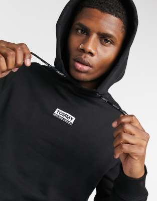 essential hilfiger hoodie