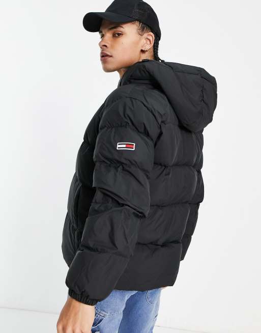Tommy Jeans – Essential – Czarna ocieplana kurtka z kapturem 