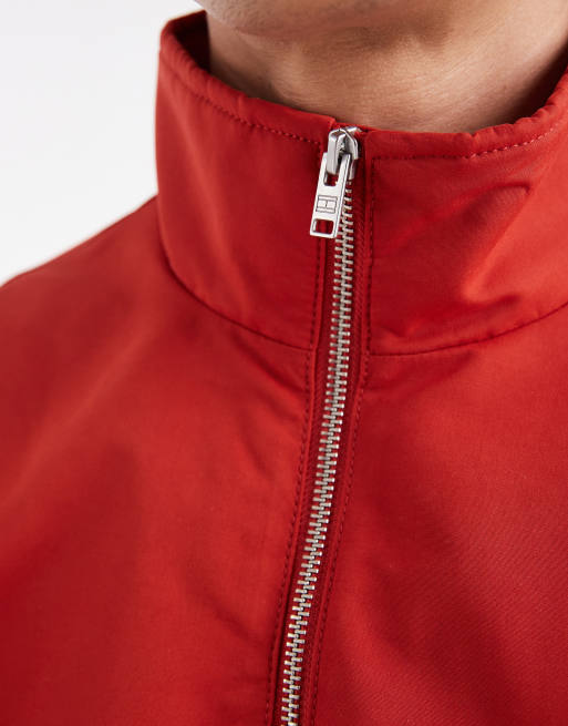 Tommy Jeans – Essential – Czerwona kurtka z logo na piersi, 5 z 5