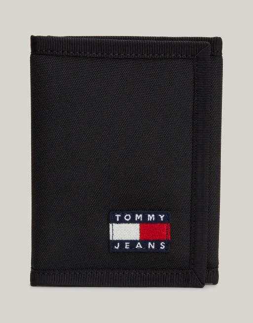 Tommy Jeans – Essential – Dreifach aufklappbare Brieftasche in Schwarz