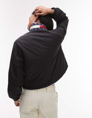 Tommy Jeans Essential Flag Logo Padded Jacket In Black