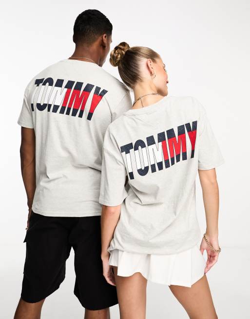 Tommy Jeans – Essential – Grå t-shirt i unisex-modell med grafisk logga