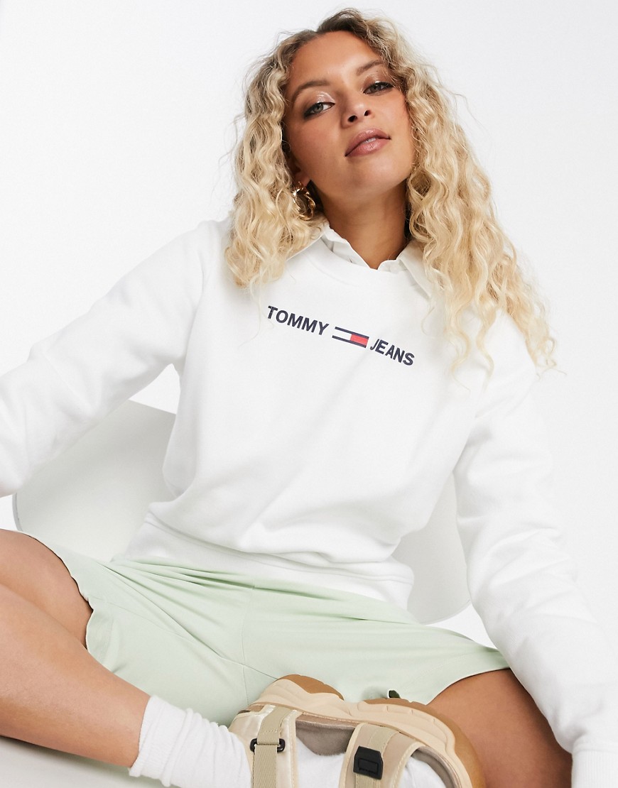 Tommy Jeans Essential Logo Sweatshirt in White