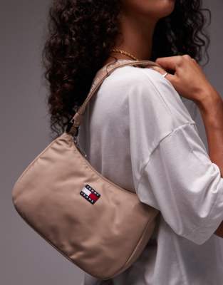 Tommy Jeans Essential Nylon Shoulder Bag In Neutral