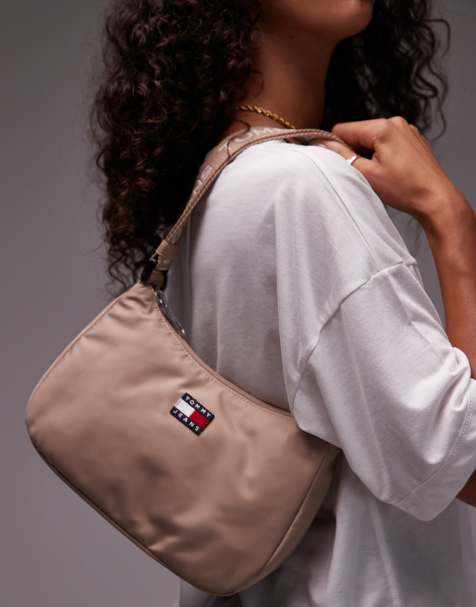 Tommy Jeans Essential nylon shoulder bag in beige - view 1