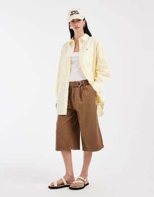 Tommy Jeans Essential Oversized Shirt In Neutral