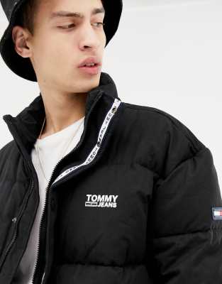 tommy jeans essential puffer jacket with logo in black