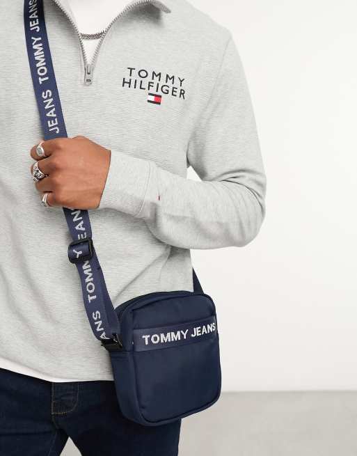 Tommy Jeans – Essential – Reportertasche zum Umhängen in Marineblau