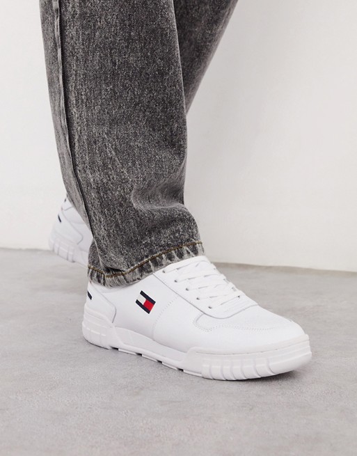 Tommy Jeans essential retro trainers in white