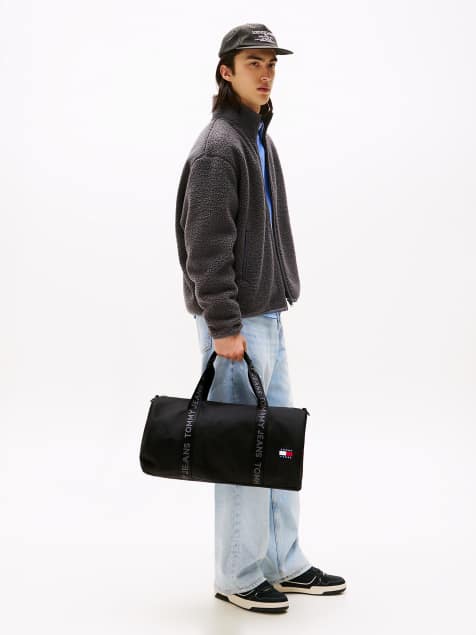 Tommy Jeans - Essential - Sac polochon à logo répété - Noir - view 1