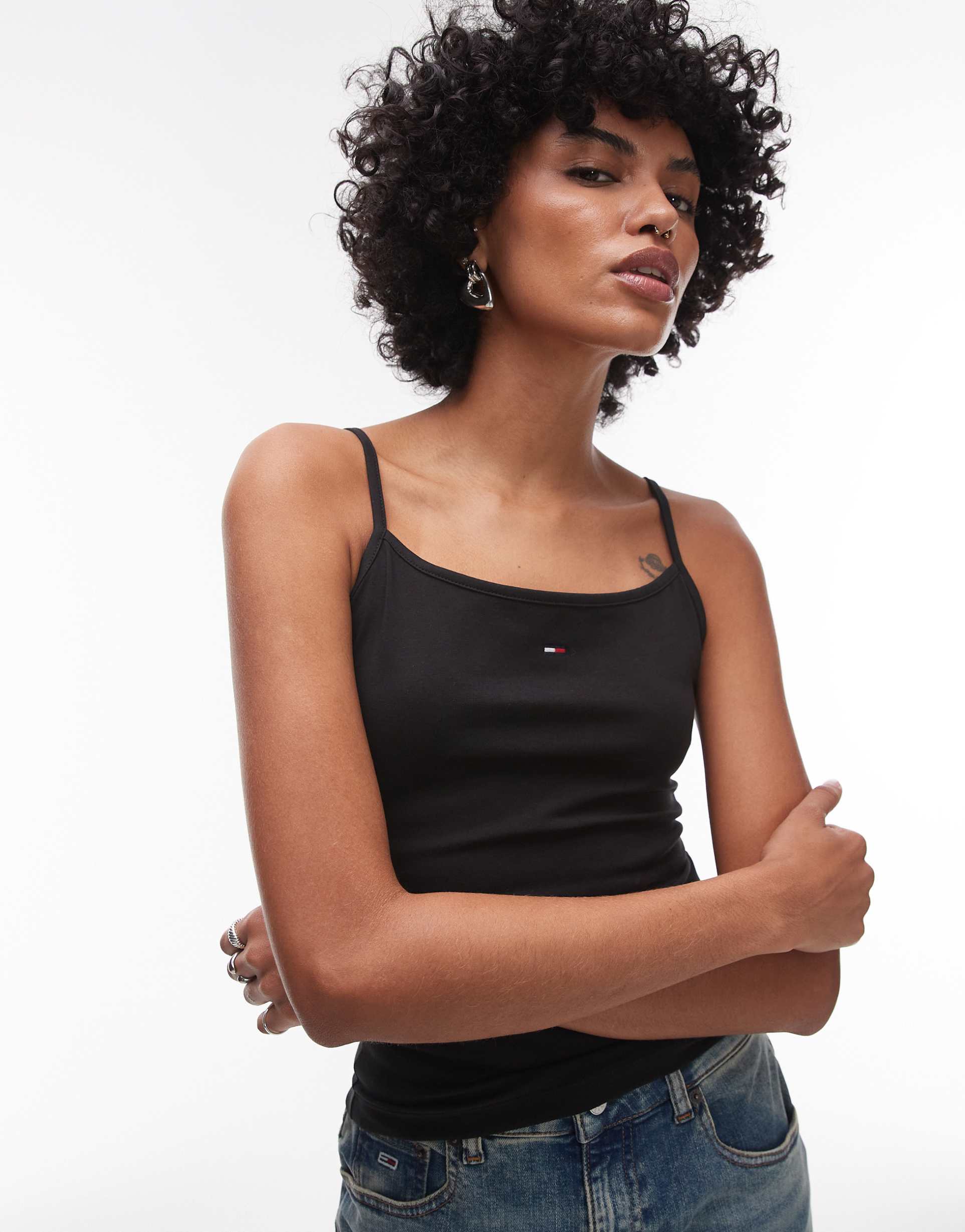 tommy jeans essential strappy top in black
