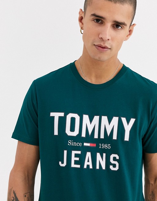 Tommy Jeans essential t-shirt in green with large chest logo