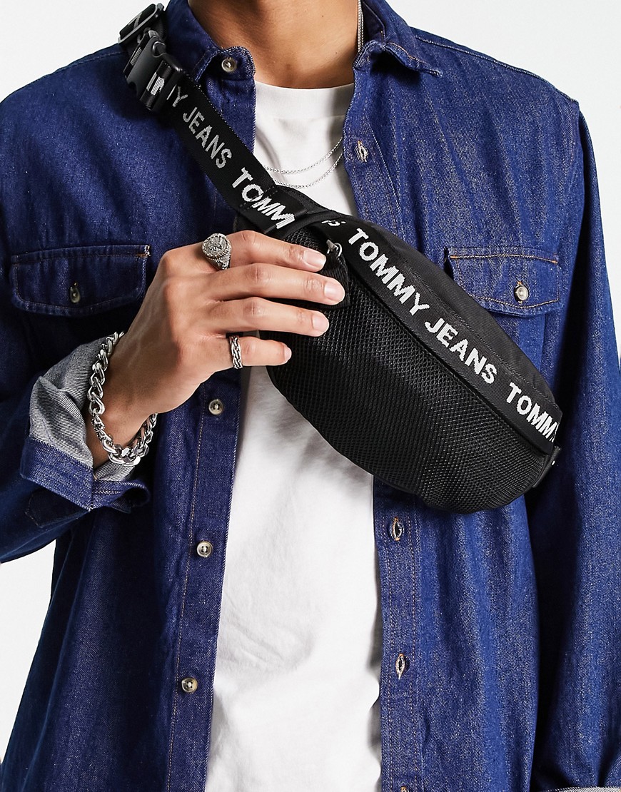 Tommy Jeans essential waist bag in black