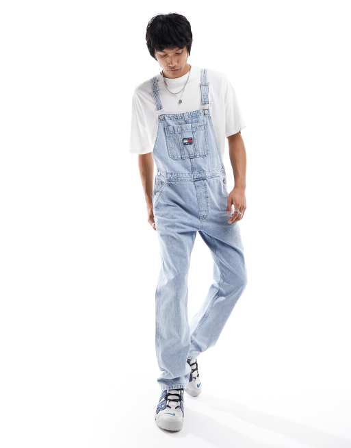Tommy Jeans – Ethan – Latzhose in heller Waschung mit normalem Schnitt
