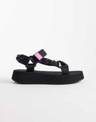 Tommy Jeans - Eva - Sandalen in Schwarz mit Kordelriemchen und dicker Sohle