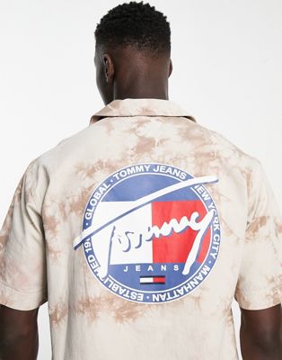 Tommy Jeans exclusive collegiate capsule oversized short sleeve shirt in beige and white tie dye
