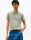[Tommy Jeans] Tommy Jeans extra slim 2 pack t-shirts in sage/white Chest 46 WHITE