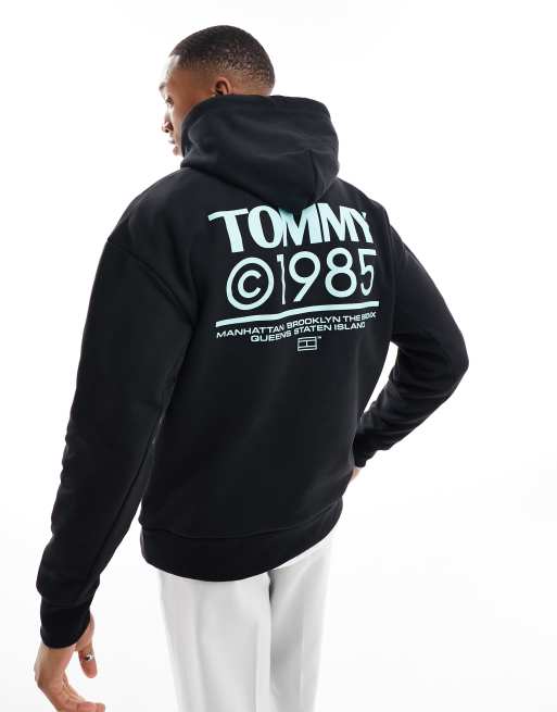 Tommy Jeans - Felpa comoda con cappuccio nera con grafica pop