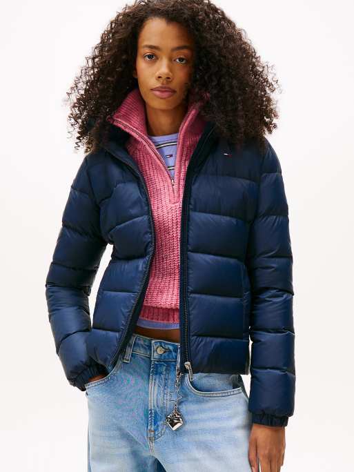 Tommy Jeans – Figurbetonte Jacke in Blau mit Kunstpelz-Kapuze und Daunenfüllung