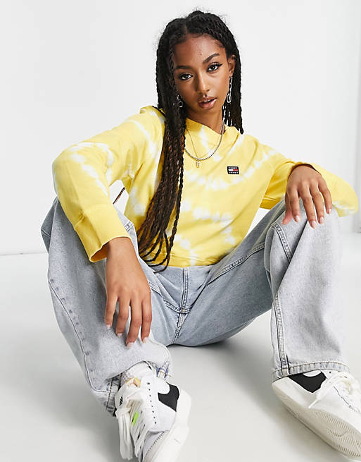 Antipoison voorspelling badminton Tommy Jeans flag badge tie dye sweater in yellow - part of a set | ASOS