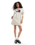 [Tommy Jeans] Tommy Jeans flag jumper dress in off white melange XS White Melange