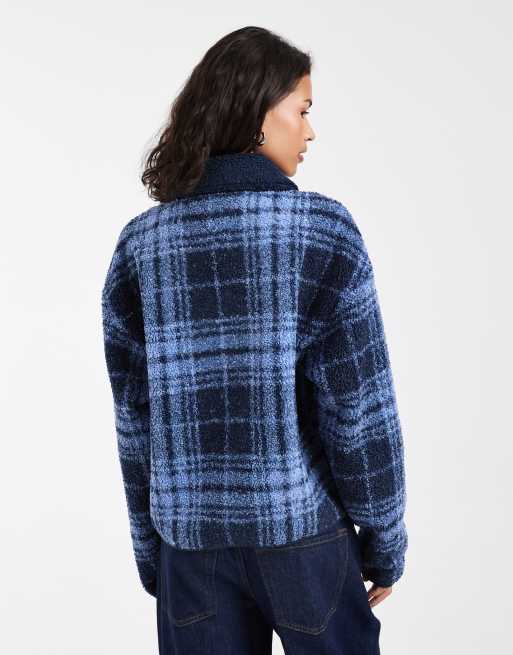 Tommy Jeans Flag-Logo Borg-Reißverschlussjacke in blau kariert, 4 von 4