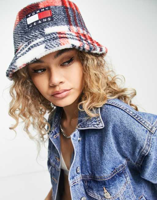 Tommy flag logo bucket hat in plaid print | ASOS