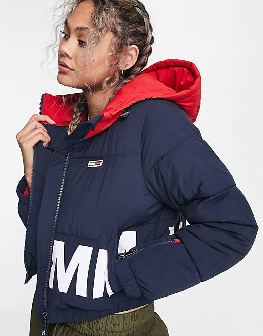 Tommy Jeans flag logo cropped puffer jacket in navy and red | ASOS