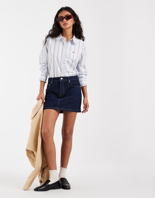 Tommy Jeans flag logo ruffled shirt in blue striped print, 2 of 4