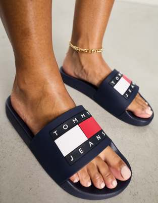 TOMMY JEANS FLAG LOGO SLIDES IN NAVY
