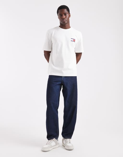 Tommy Jeans flag logo T-shirt with mountain peak back print in white, 2 of 5