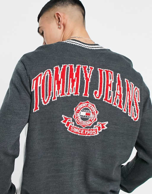 Tommy jeans shop clean collegiate sweater