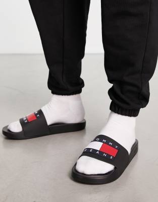 Black tommy best sale slides