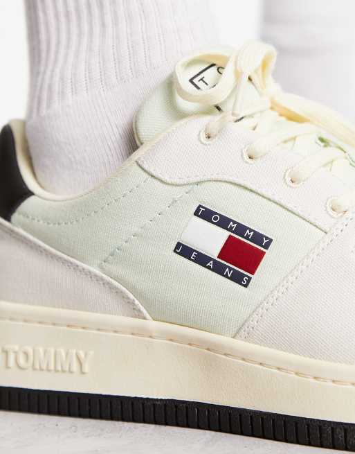 Tommy Jeans flag retro basket canvas runners in white