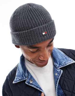 Tommy Jeans flag ribbed beanie in dark grey