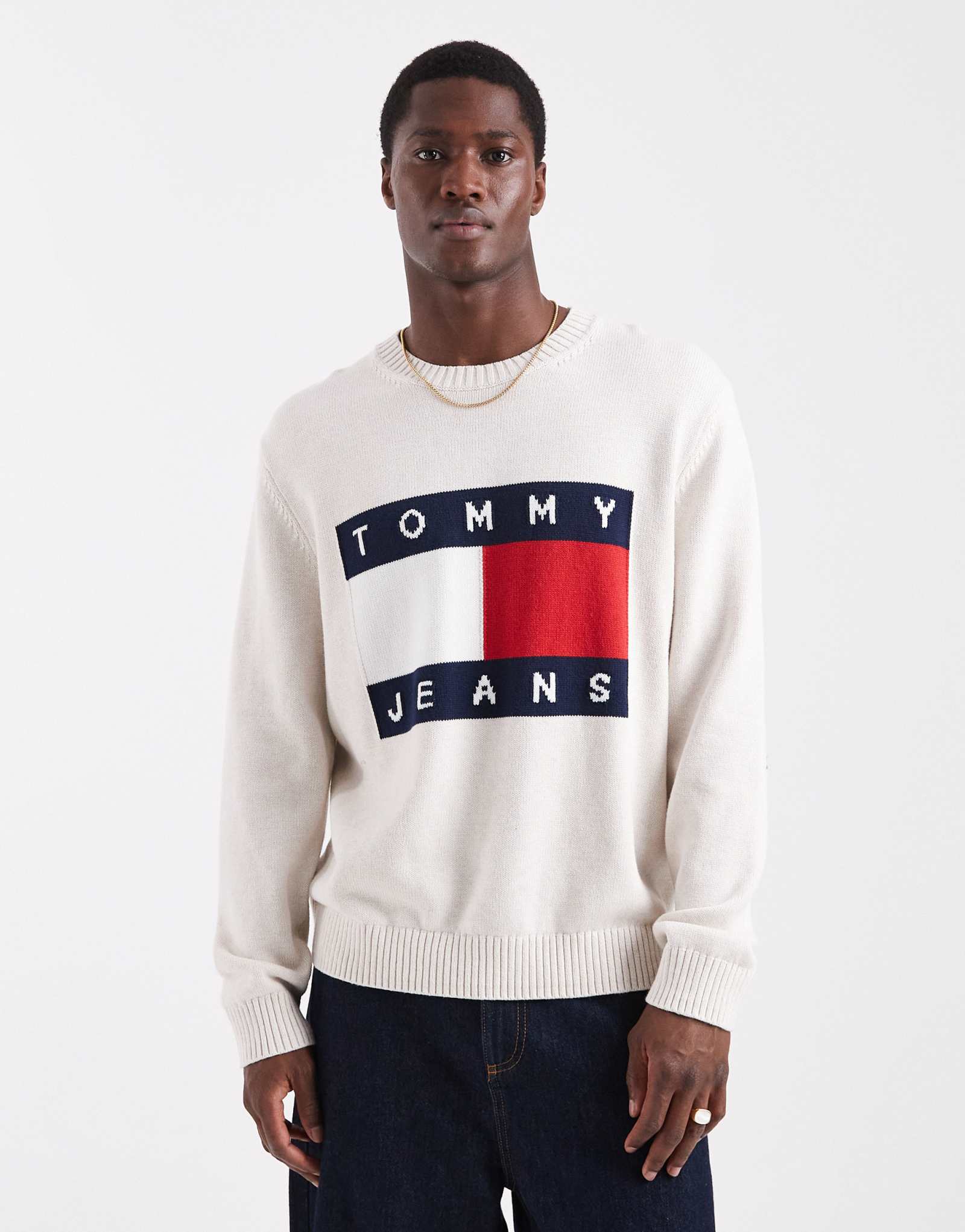 Свитер с флагом Tommy Jeans в белую полоску