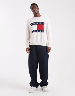 Tommy Jeans Flag Sweater In White