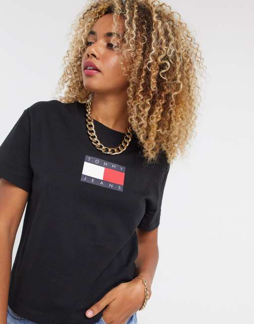 Download Tommy Jeans flag tee in black | ASOS
