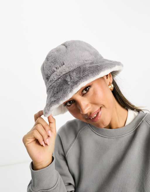 Tommy Jeans – Flauschiger Anglerhut in Ecru-Weiß