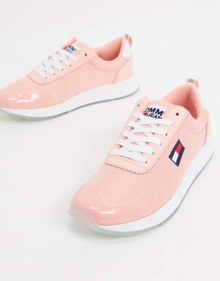 pink running trainers