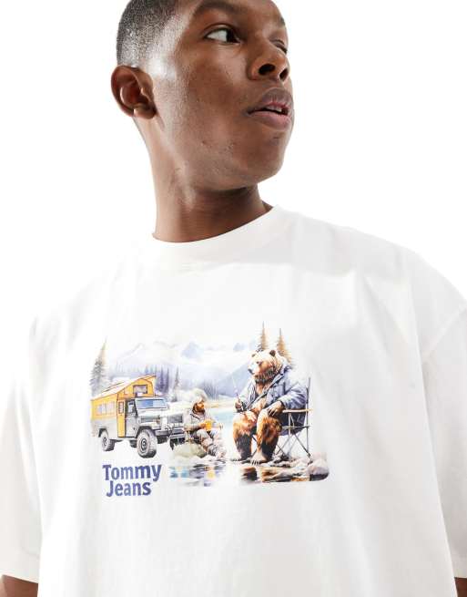 【 Jeans】 fun camping graphic Tシャツ ※送関込 Tommy Jeans fun camping graphic T-shirt in white | ASOS