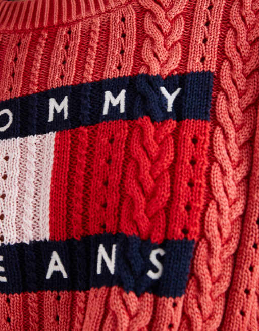 Tommy Jeans - Gebreide sweater met kabels en vlaglogo in rood, 3 van 4