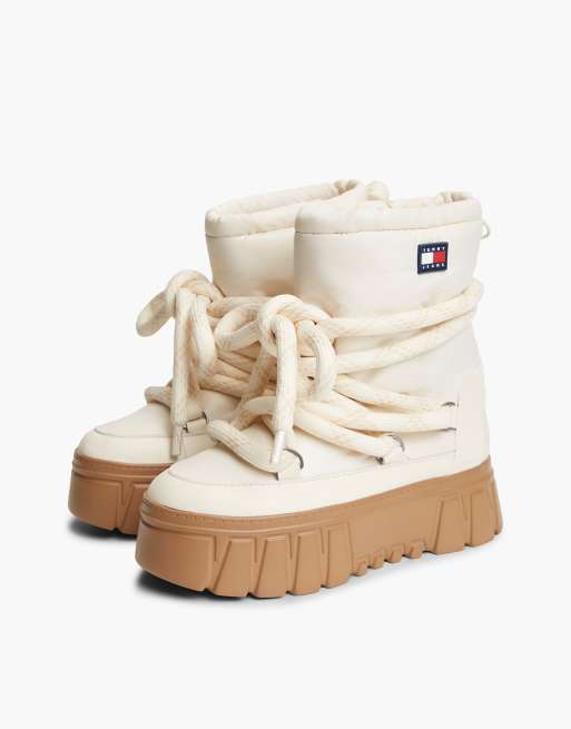 Tommy Jeans gefütterte Plateau-Winterstiefel in Cremeweiß, 2 von 7