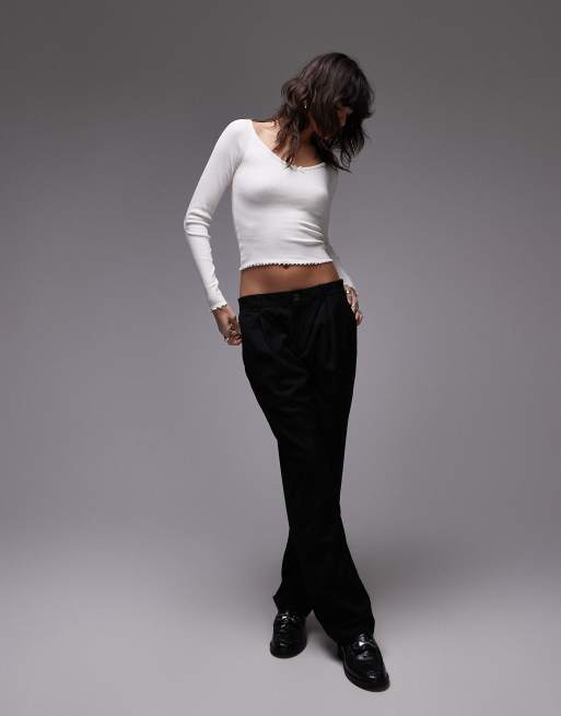 Tommy Jeans - Geribbelde top met geschulpte zoom en lange mouwen in wit, 4 van 4