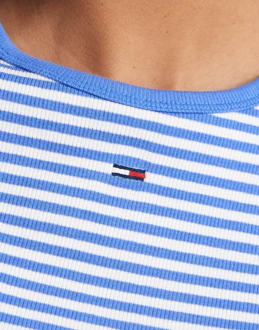 Tommy Jeans – Geripptes Basic-T-Shirt in gestreiftem Blau mit Slim-Fit, 3 von 4